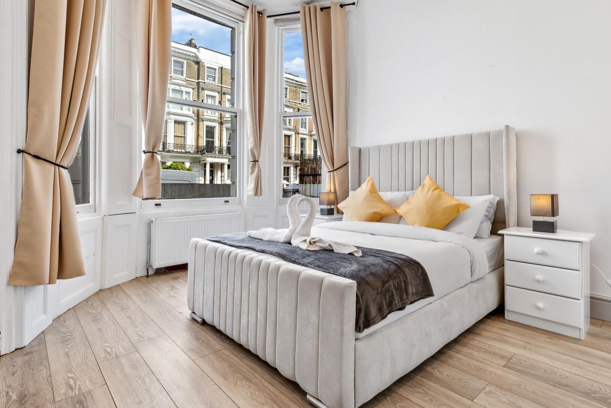 Minimalist Luxe 2br Designer Retreat In Prime Kensington For 6 Next To Station Harrods Apartment *