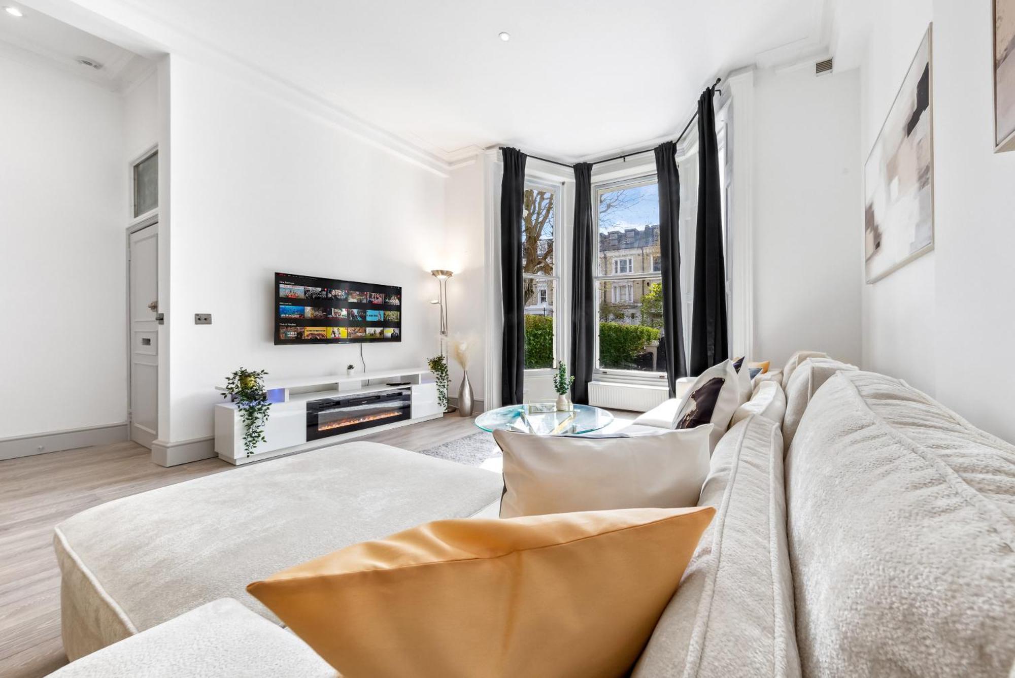 Minimalist Luxe 2br Designer Retreat In Prime Kensington For 6 Next To Station Harrods Apartment